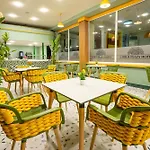 Citrus Plaza Готель 4*